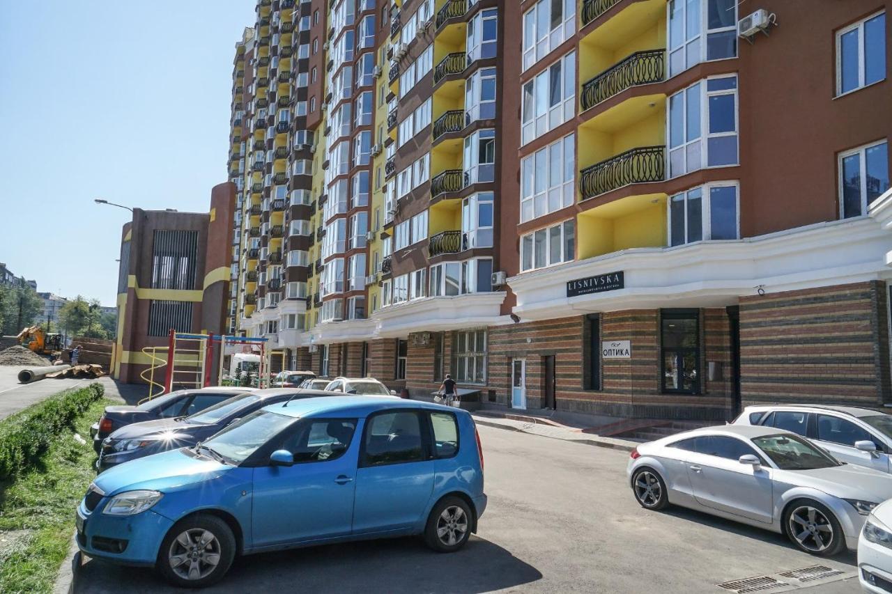 Cozy Apartment In A New Building Close To The Downtown Kyjev Exteriér fotografie